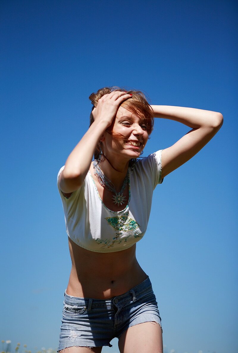 Еличка, 18